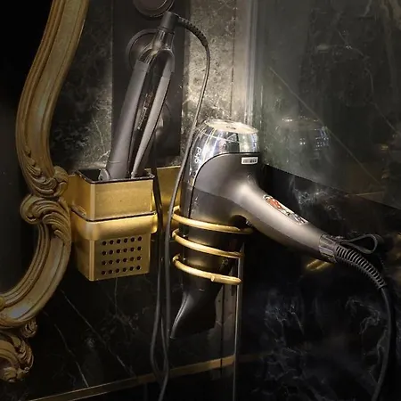 Blacksuite, Luxueuse Avec Jacuzzi Privatif Διαμέρισμα