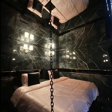 Blacksuite, Luxueuse Avec Jacuzzi Privatif